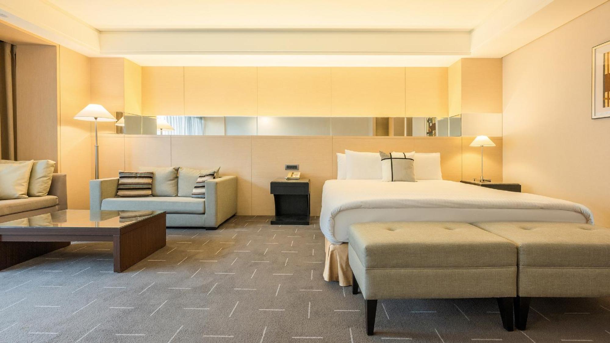 Check Inn Select Taichung Dadun Esterno foto
